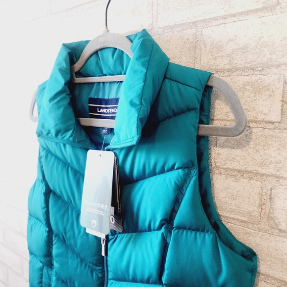 Lands End Down Filled Puffer Vest - Picture 3 of 11